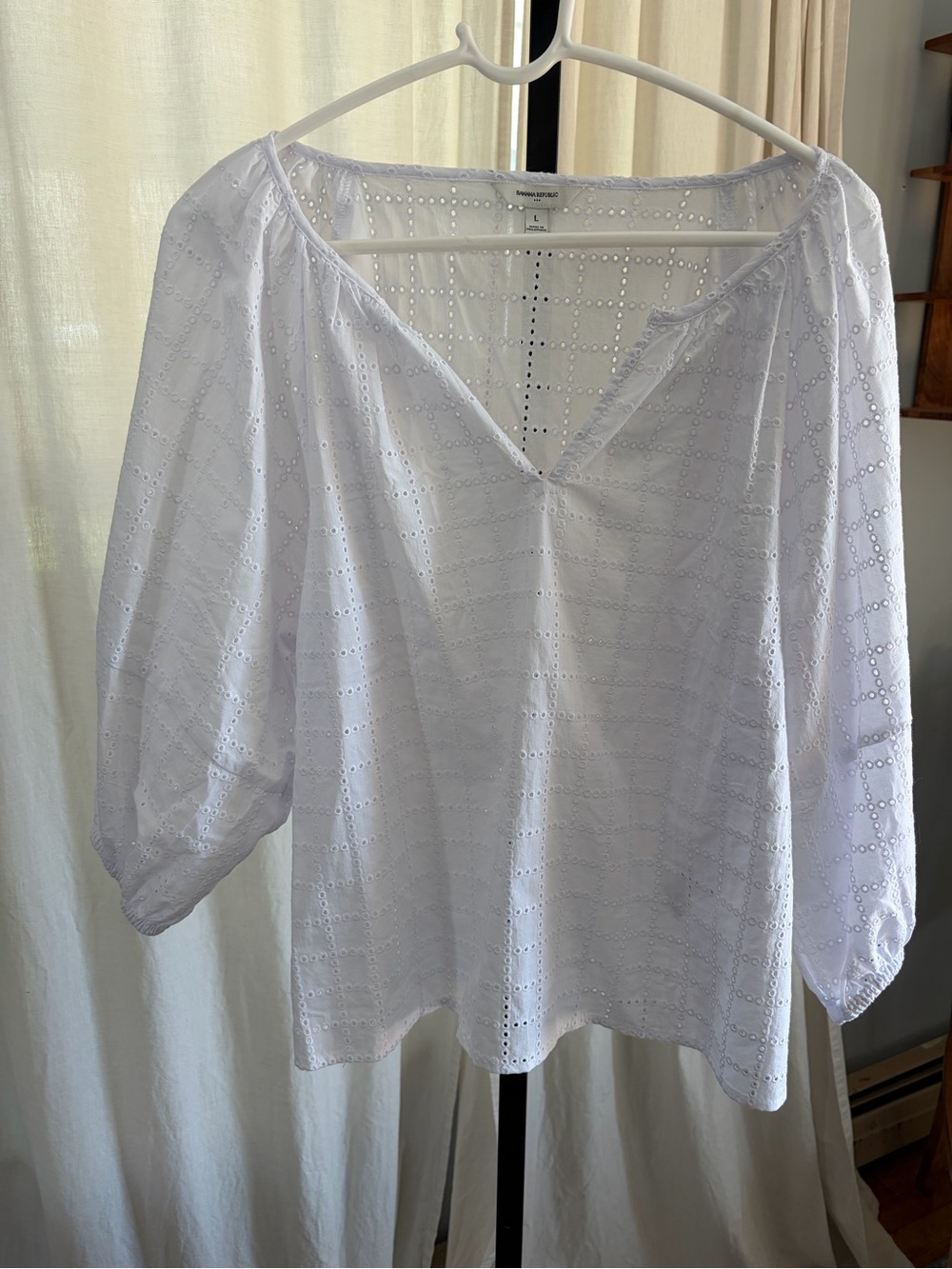 Banana Republic white eyelet blouse